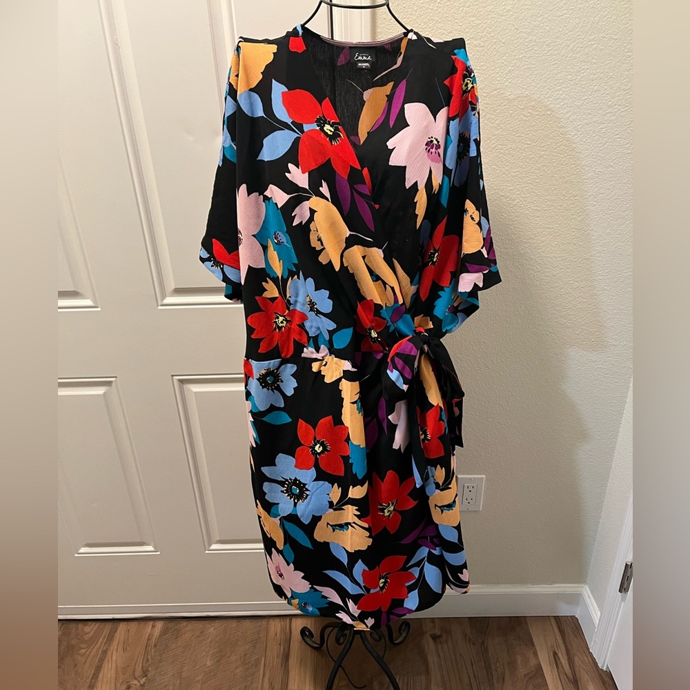 🎉Faux floral wrap dress size 3X🎉